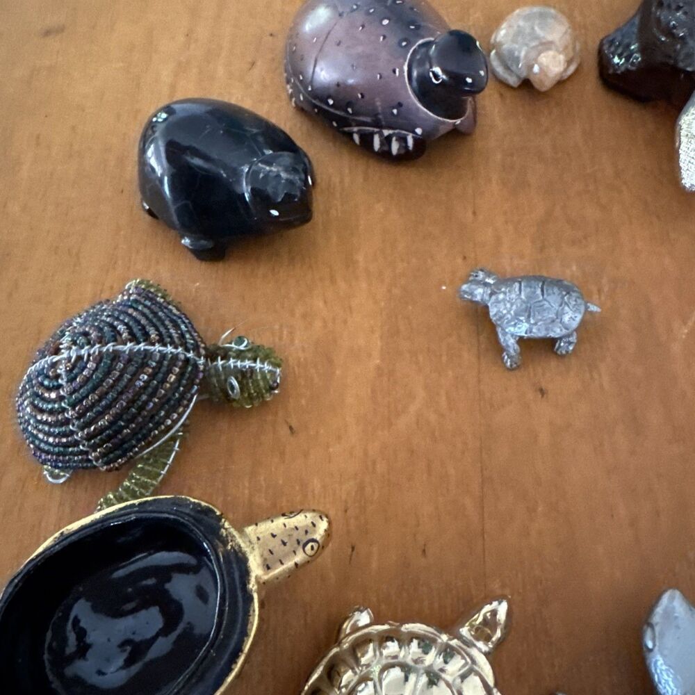 Vintage Turtle Figurines Lot of 12 Mixed Matter Pewter Stone Trinket Box - Picture 5 of 16